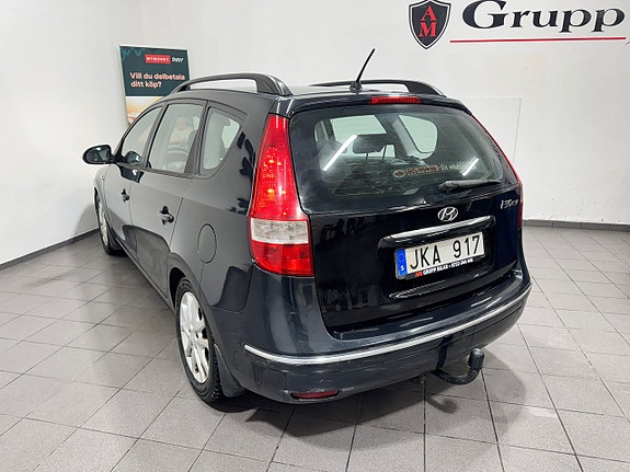 Hyundai i30 15 of 16
