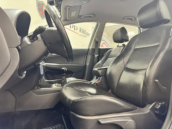 Hyundai i30 12 of 16