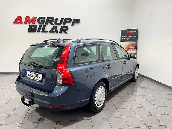 Volvo V50 5 of 18