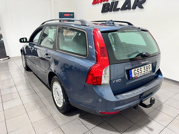 Volvo V50 15 of 18