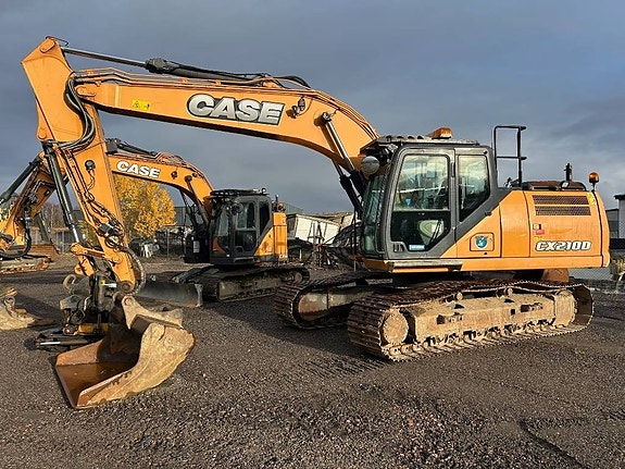 CASE CX210D