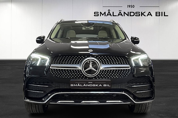 Mercedes-Benz GLE450 2 of 19