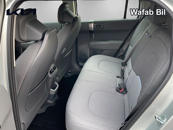 Kia EV3 9 of 15