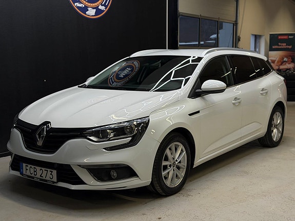 Renault Megane IV 4 of 5