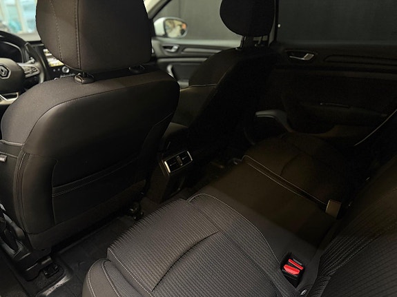 Renault Megane 17 of 21