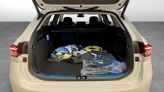 Skoda Superb 12 of 17