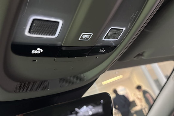 Volvo V60 14 of 18