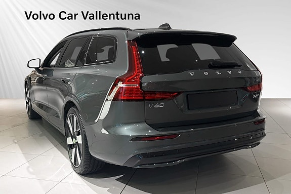 Volvo V60 3 of 18