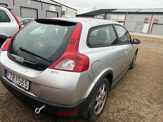 Volvo C30 3 of 3