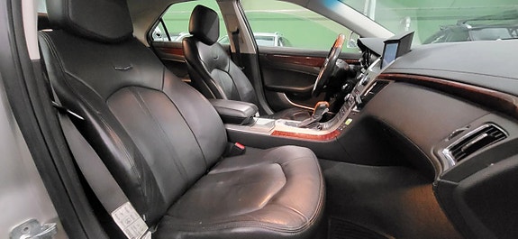 Cadillac CTS 9 of 10