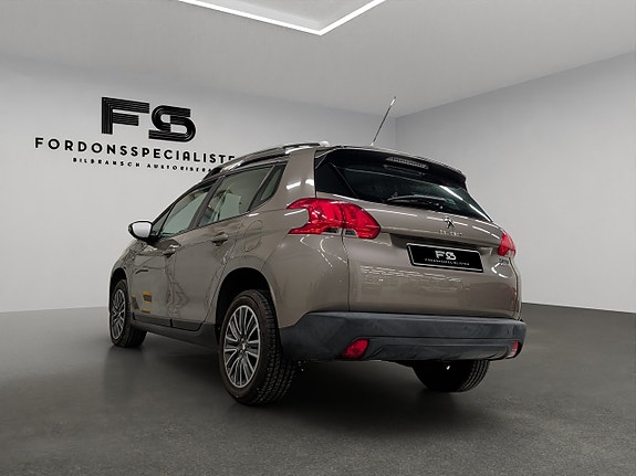 Peugeot 2008 7 of 29