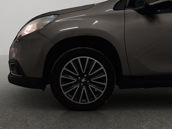 Peugeot 2008 27 of 29