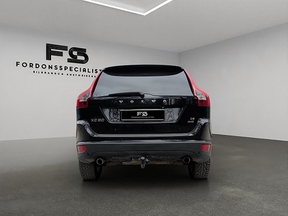 Volvo XC60 4 of 5