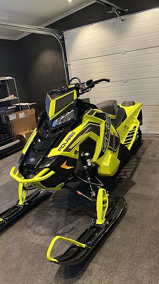 Polaris Sks 850 146"  ENDAST 1141:- i månaden