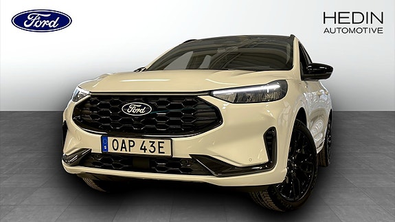 Ford Kuga 8 of 12