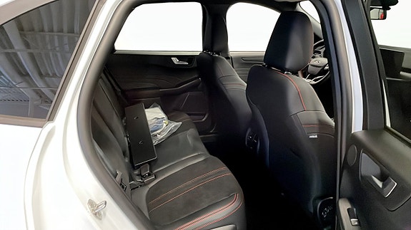 Ford Kuga 5 of 12