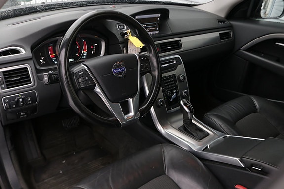 Volvo V70 6 of 16