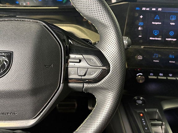 Peugeot 408 21 of 23