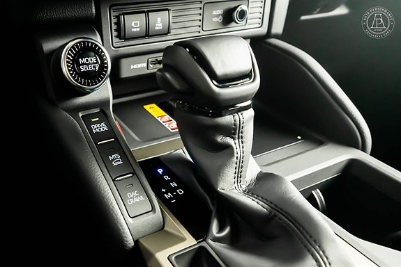 Toyota Land Cruiser 8 of 11