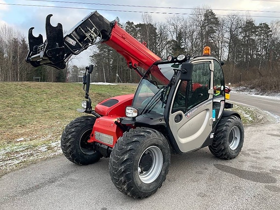 Manitou MT 625 H med hyd gafflar, skopa, kranarm