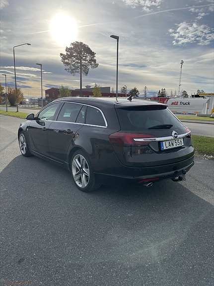 Opel Insignia 10 of 17