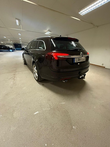 Opel Insignia 3 of 17
