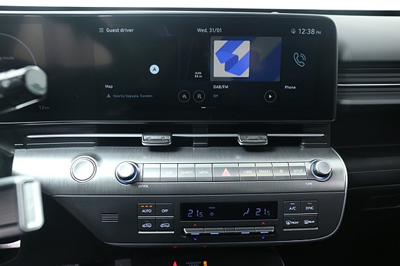 Hyundai Kona 23 of 27
