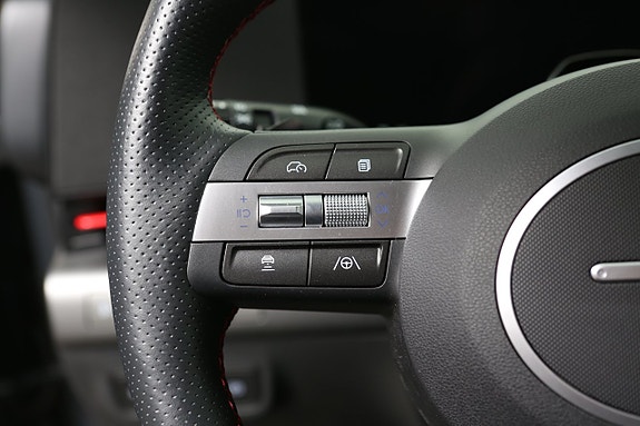 Hyundai Kona 22 of 29