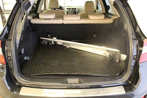 Subaru Outback 8 of 18