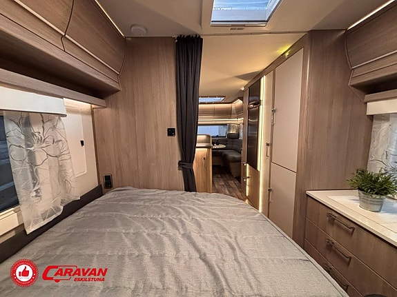 Kabe ROYAL 600 CXL KS / Luftmarkis 5 of 27