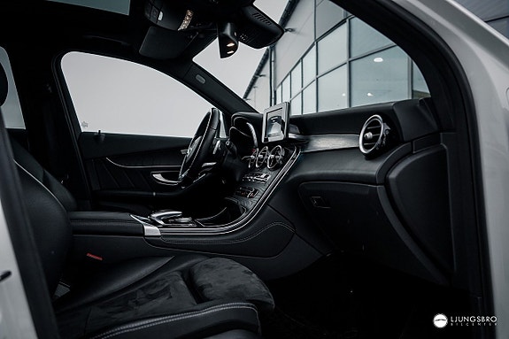 Mercedes-Benz GLC250 d 14 of 15