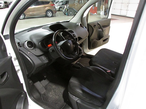 Renault Kangoo Express 10 of 17