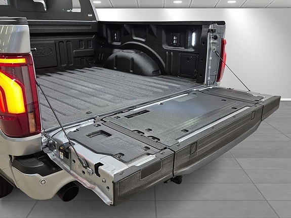 Ford F-150 16 of 16