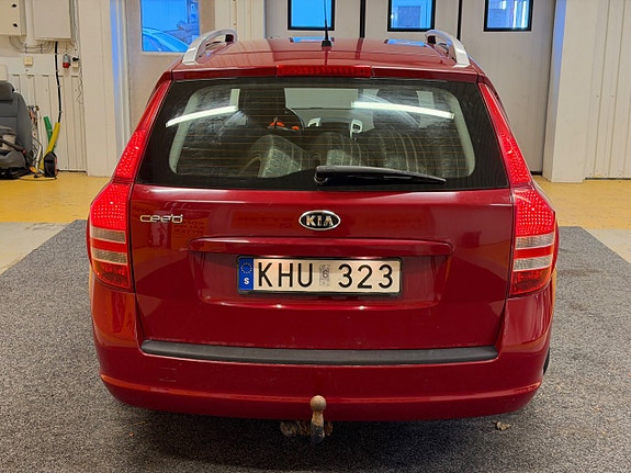 Kia Ceed 6 of 15