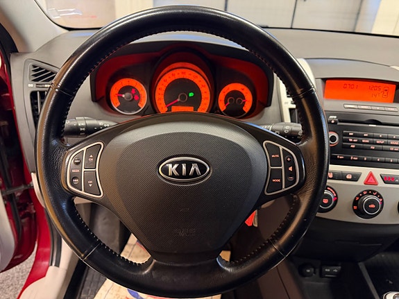 Kia Ceed 10 of 15