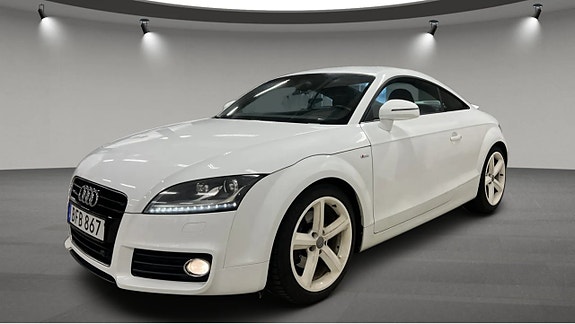 Audi TT 2 of 5