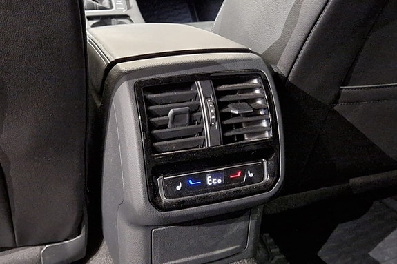 Volkswagen Arteon 17 of 17