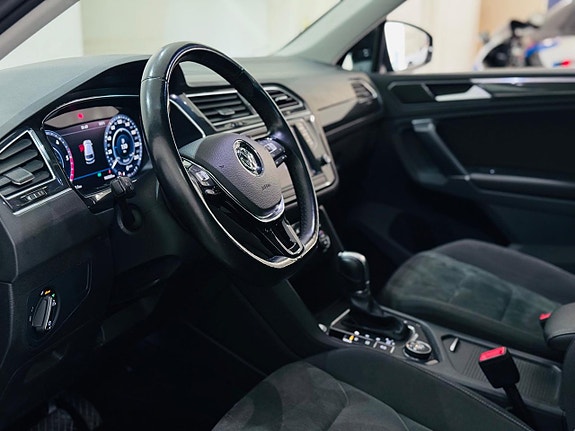 Volkswagen Tiguan 10 of 18