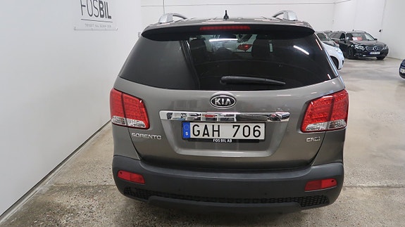 Kia Sorento 5 of 16