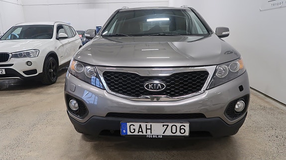 Kia Sorento 8 of 16