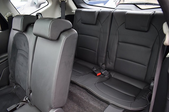 Nissan Qashqai+2 9 of 15