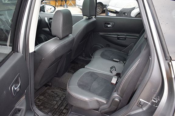 Nissan Qashqai+2 8 of 15