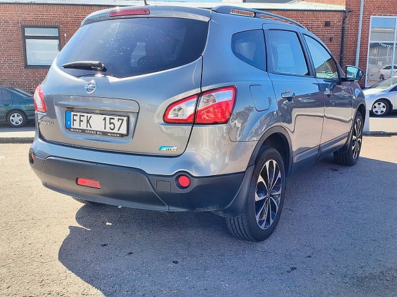 Nissan Qashqai+2 4 of 5