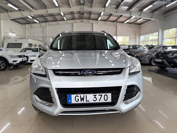 Ford Kuga 2 of 5
