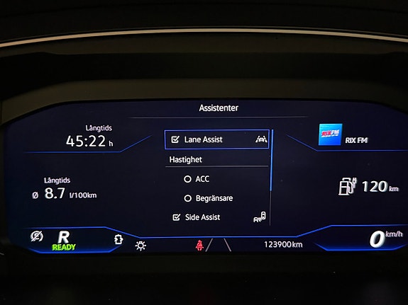 Volkswagen Tiguan 18 of 22