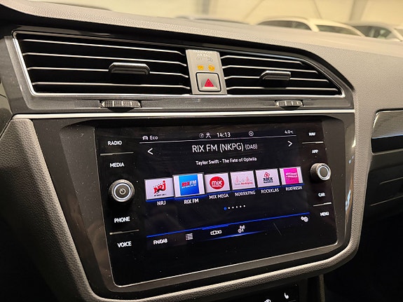 Volkswagen Tiguan 19 of 22