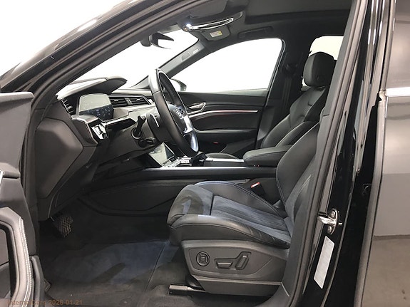 Audi Q8 7 of 13