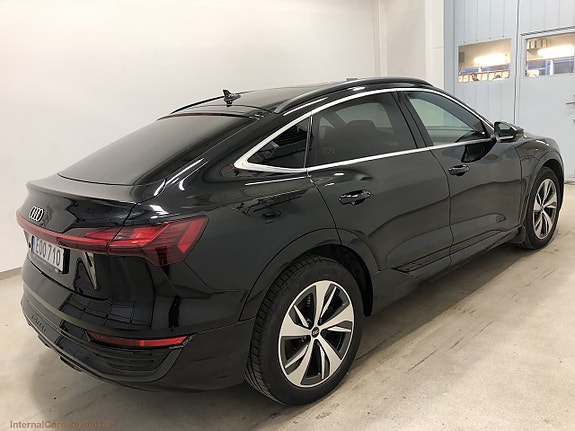 Audi Q8 5 of 13