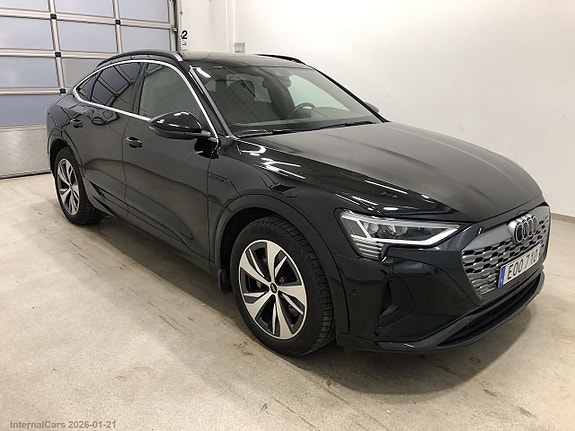 Audi Q8 3 of 13