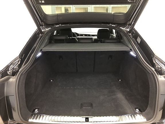 Audi Q8 9 of 13